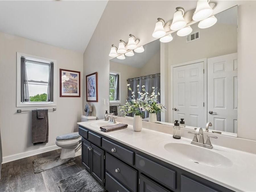 Property Image 42
