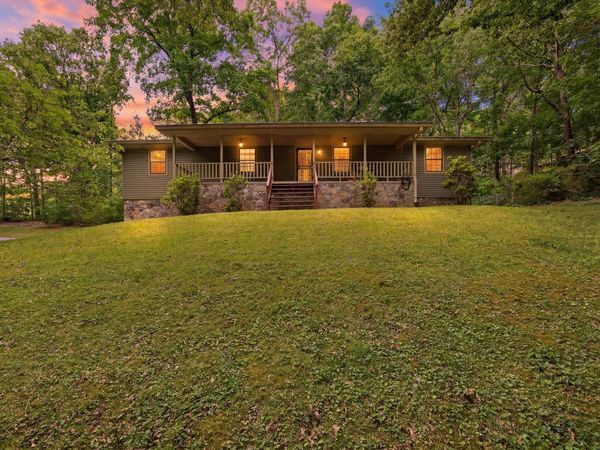 2553 Oak Shadows Drive, Chattanooga, TN 37421