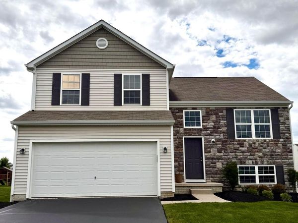 2348 Trophy Drive, Marysville, OH 43040