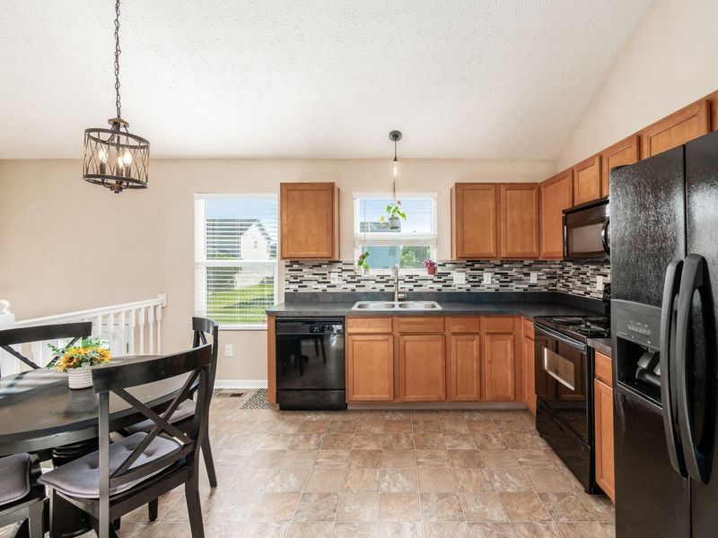2348 Trophy Drive, Marysville, OH 43040 Photo 13