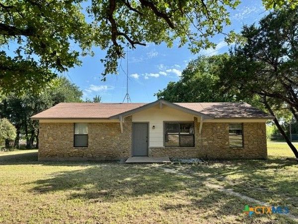605 River Oaks Drive , Gatesville, TX 76528