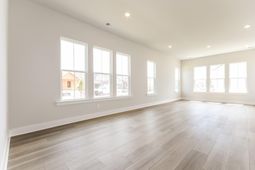 1205 Carnes Crossing Boulevard photo 4