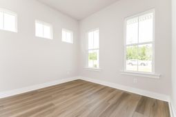 1205 Carnes Crossing Boulevard photo 4