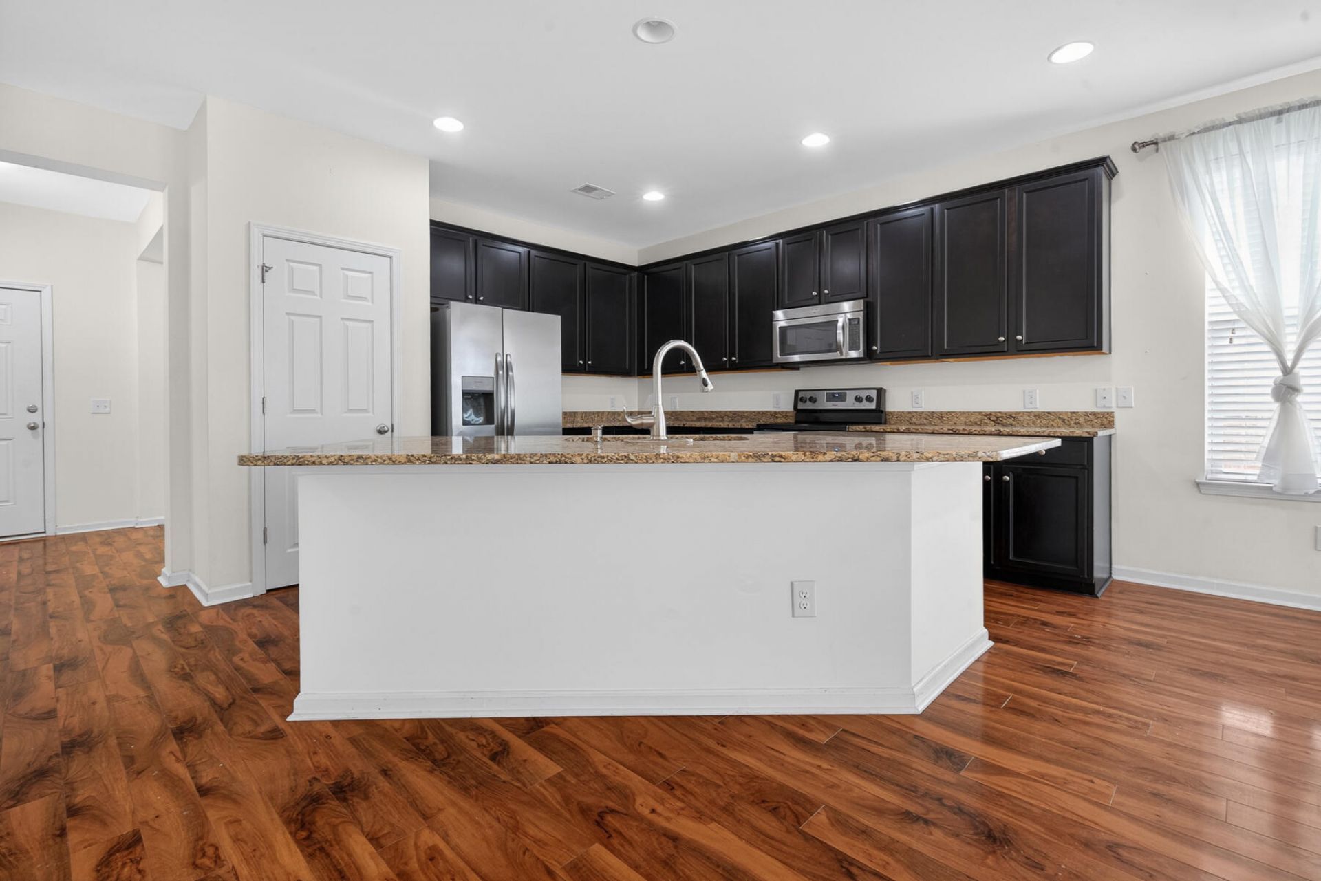 408 Forest Hills Road Photo 12