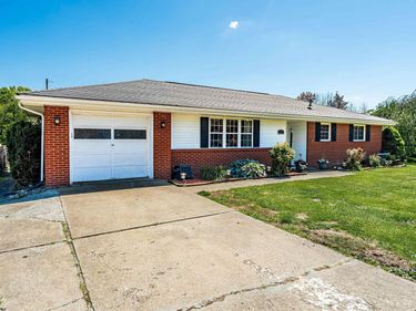 150 Morning View Lane, Bridgeport, WV 26330