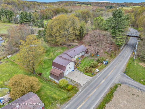 4087 State Route 1001, Thompson, PA 18465