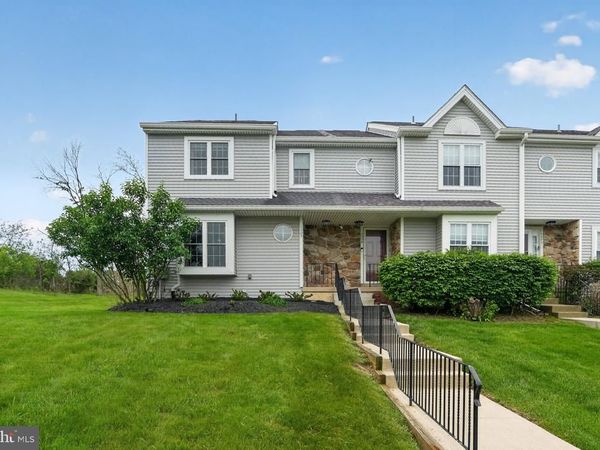 1305 BASSWOOD GROVE, AMBLER, PA 19002