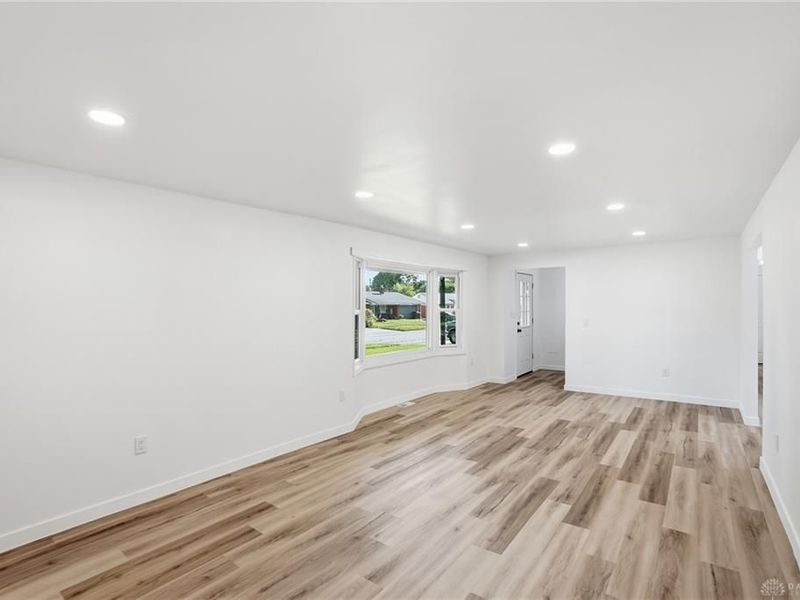 407 Joellen Place, Union, OH 45322 Photo 10