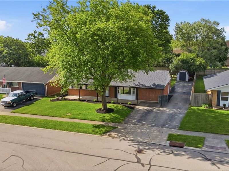 407 Joellen Place, Union, OH 45322 Photo 3