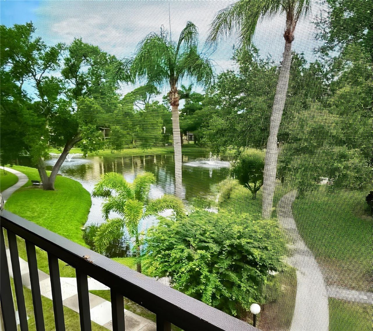 305 30th Avenue W, Unit A307, Bradenton, FL 34205 Photo