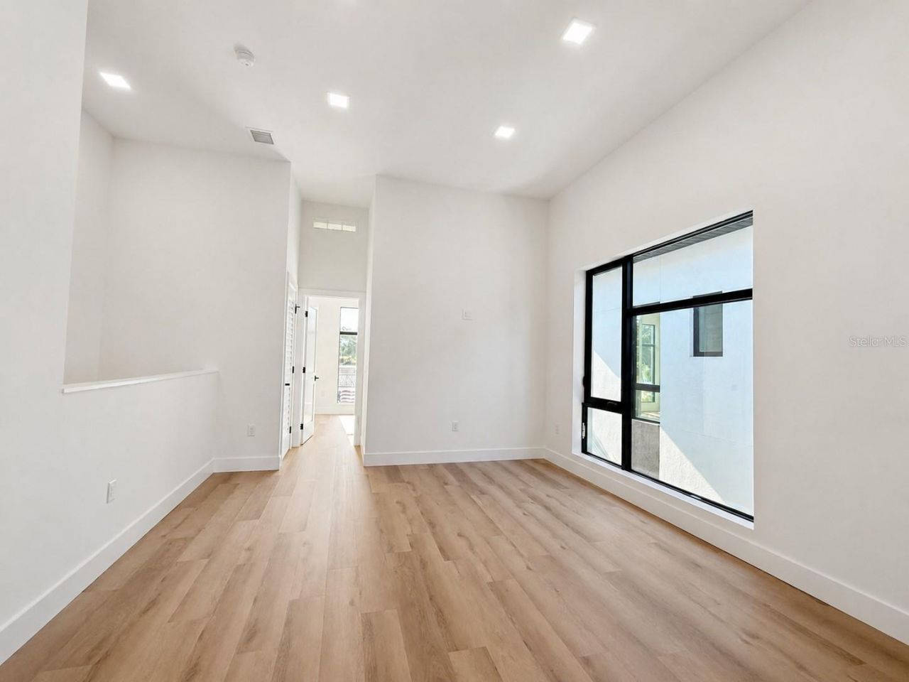 106 36th St N 1st Avenue N, Unit 3D, Saint Petersburg, FL 33713 Photo