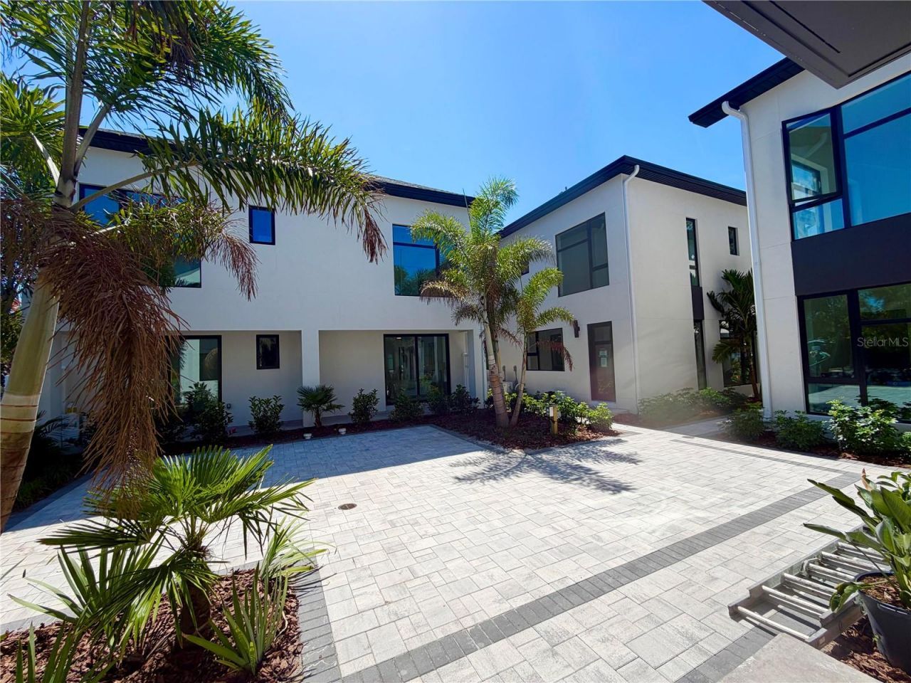 106 36th St N 1st Avenue N, Unit 3D, Saint Petersburg, FL 33713 Photo
