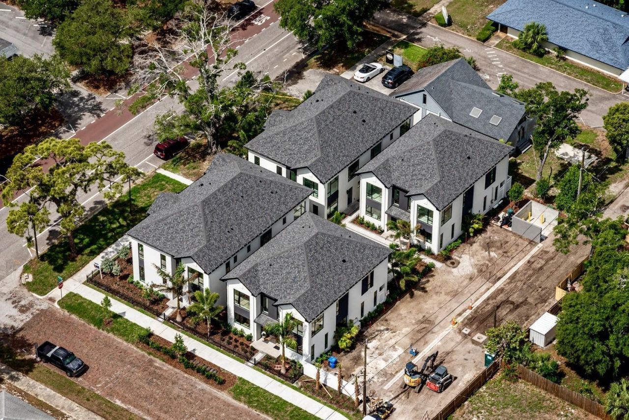 106 36th St N 1st Avenue N, Unit 3D, Saint Petersburg, FL 33713 Photo
