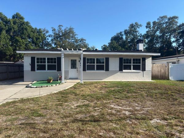 810 W 113TH AVENUE , TAMPA, FL 33612
