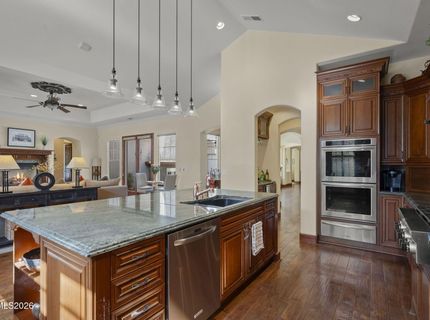 16885 Delacroix, Reno, NV 89511 Photo