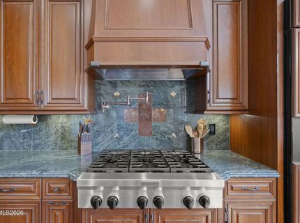16885 Delacroix, Reno, NV 89511 Photo
