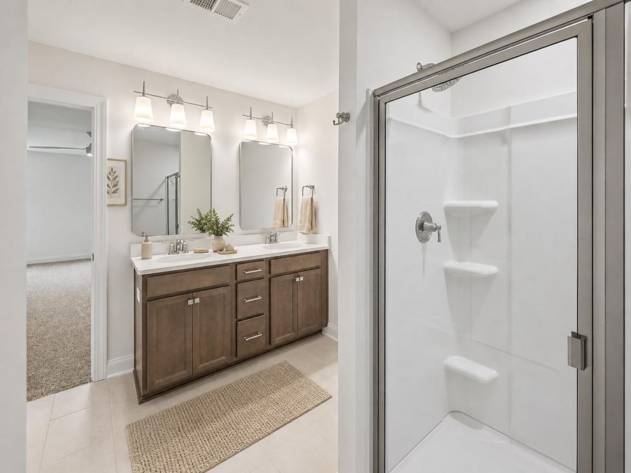 529 New Regenia Place Photo 10