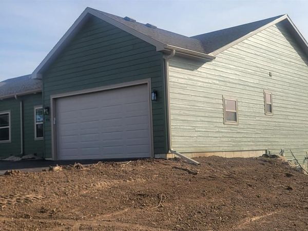 406 mine Road, Baraboo, WI 53913