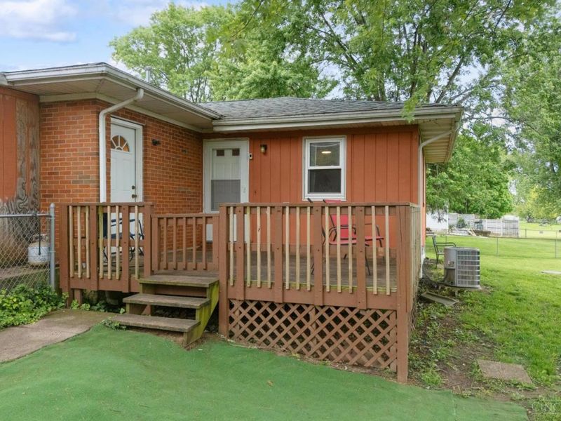 8205 Westlawn Drive, Franklin, OH 45005 Photo 7