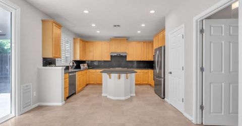 2512 Mabry Dr, Sacramento, CA 95835 Photo
