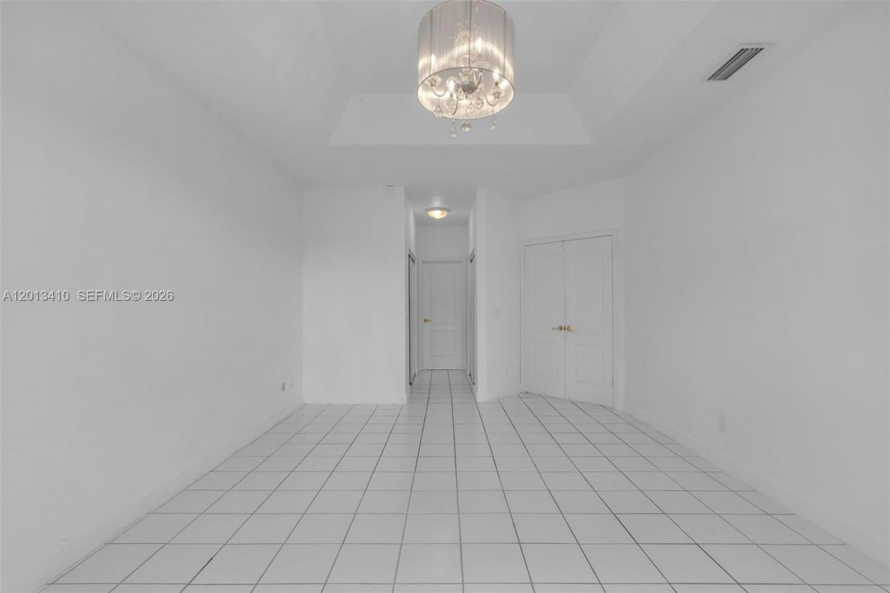 9803 NW 32nd St, Doral, FL 33172 Photo