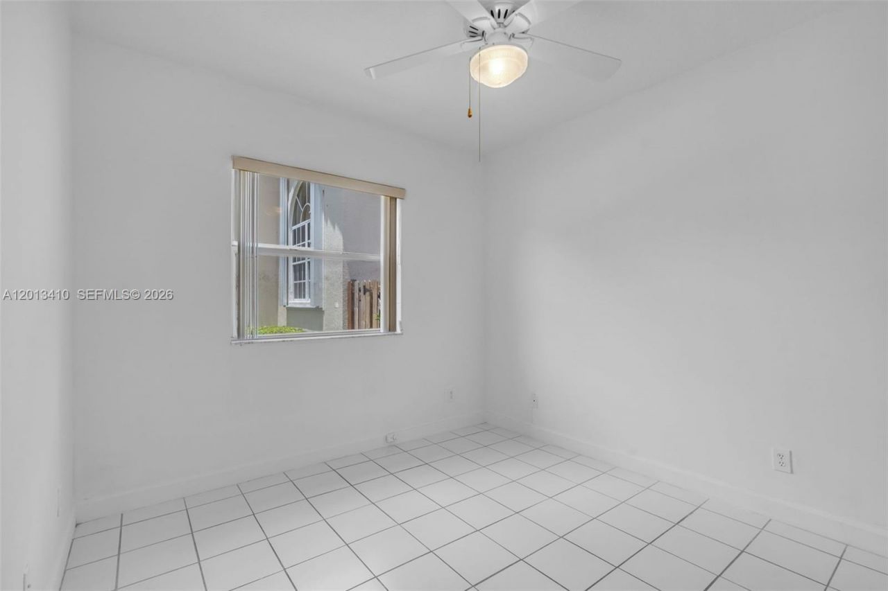 9803 NW 32nd St, Doral, FL 33172 Photo