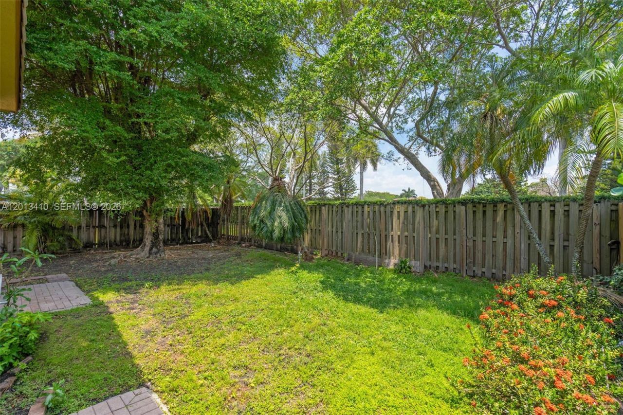 9803 NW 32nd St, Doral, FL 33172 Photo