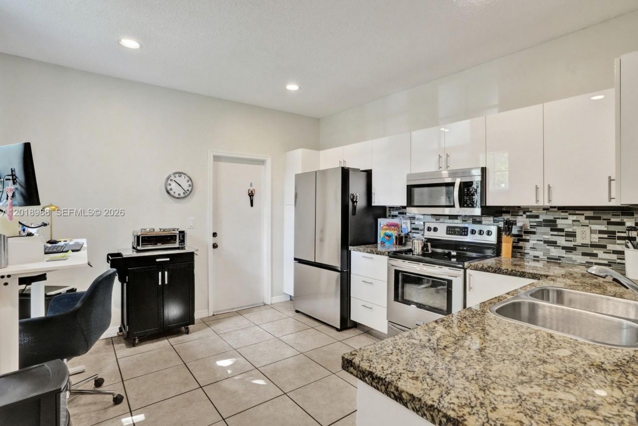 3901 San Simeon Ln , Weston, FL 33331 Photo