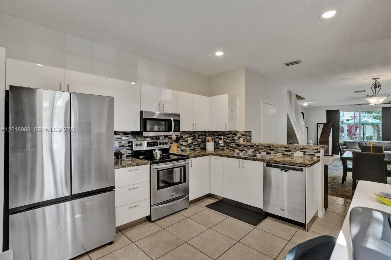 3901 San Simeon Ln , Weston, FL 33331 Photo