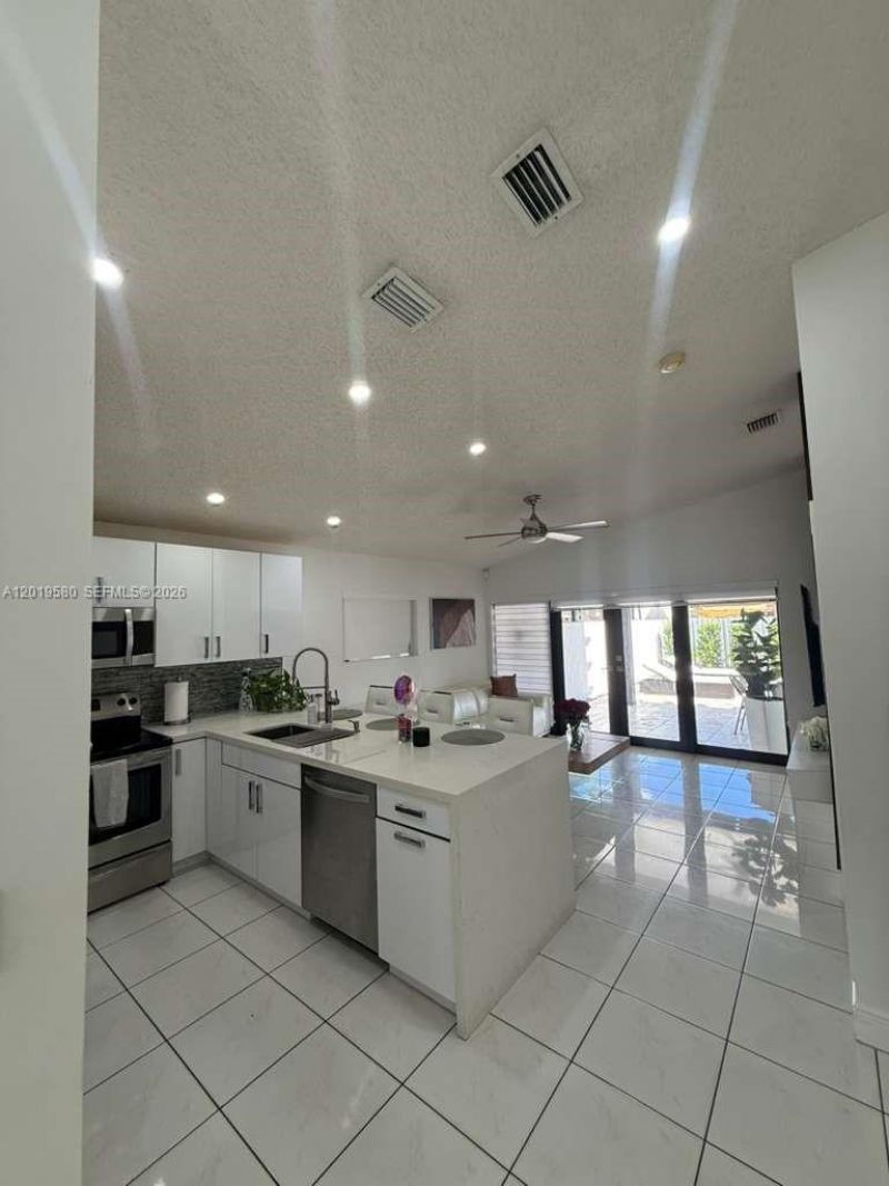 13818 SW 157th Ter , Miami, FL 33177 Photo