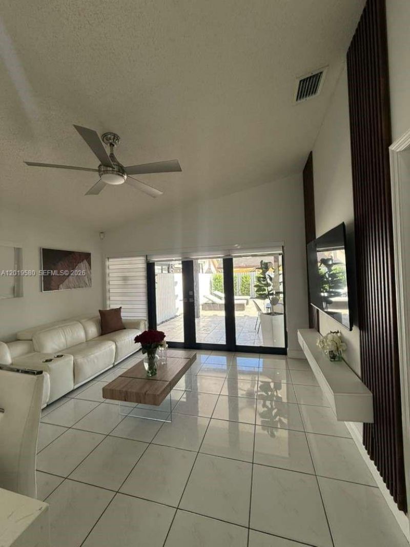 13818 SW 157th Ter , Miami, FL 33177 Photo