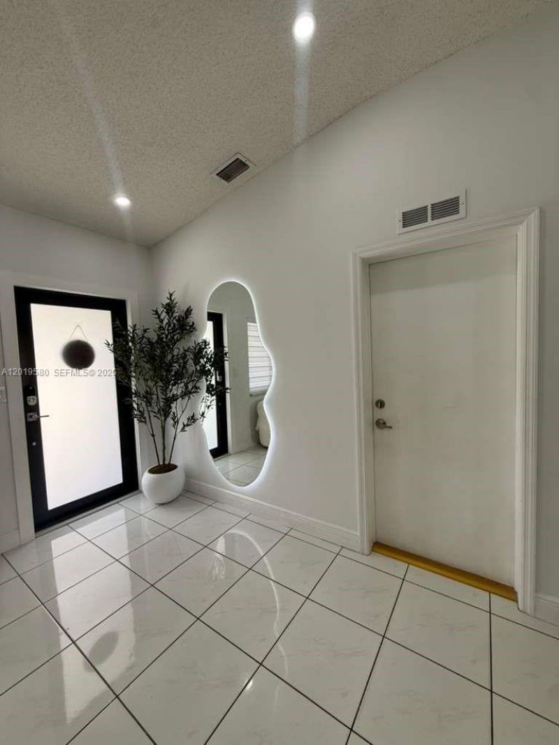 13818 SW 157th Ter , Miami, FL 33177 Photo