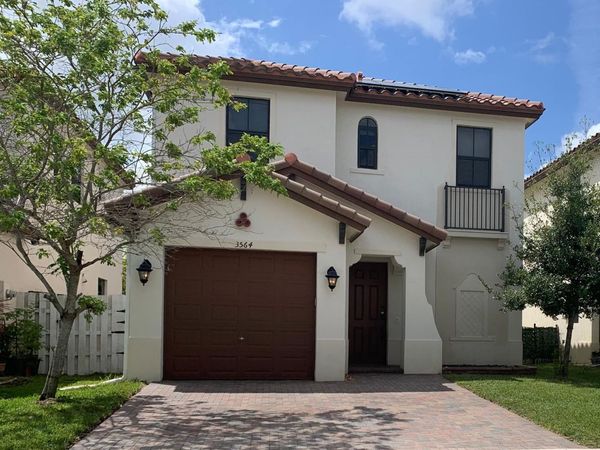 3564 SW 92nd Avenue, Pembroke Pines, FL 33025
