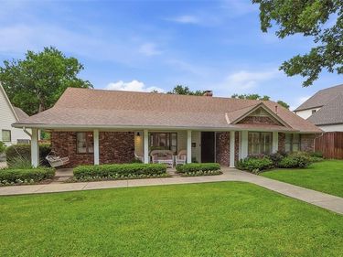 4116 Harlanwood Drive, Fort Worth, TX 76109