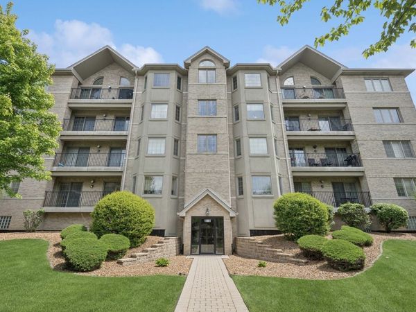 11901 Windemere Court, Unit 301, Orland Park, IL 60467