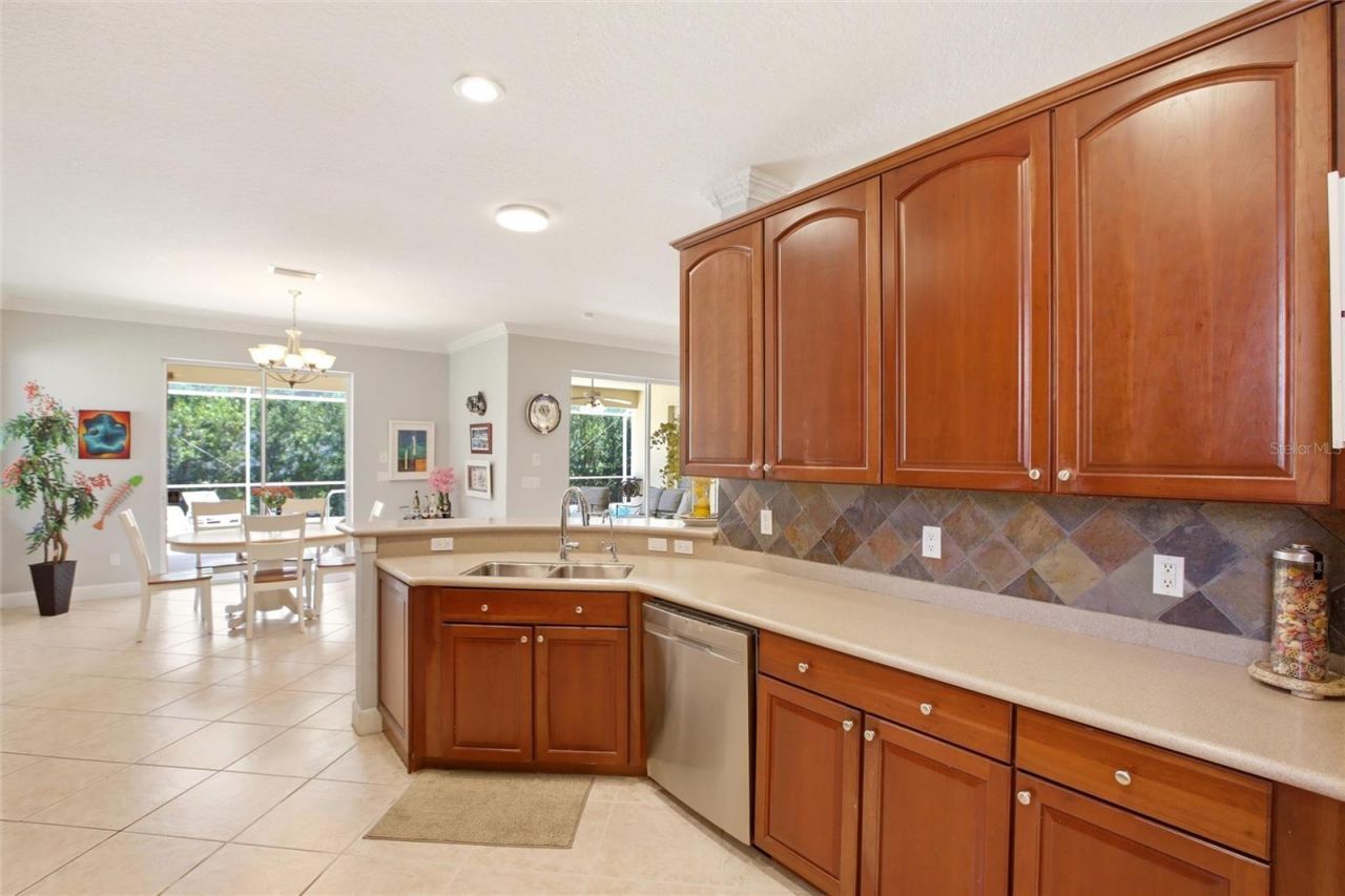 7131 67th Ter E, Bradenton, FL 34203 Photo