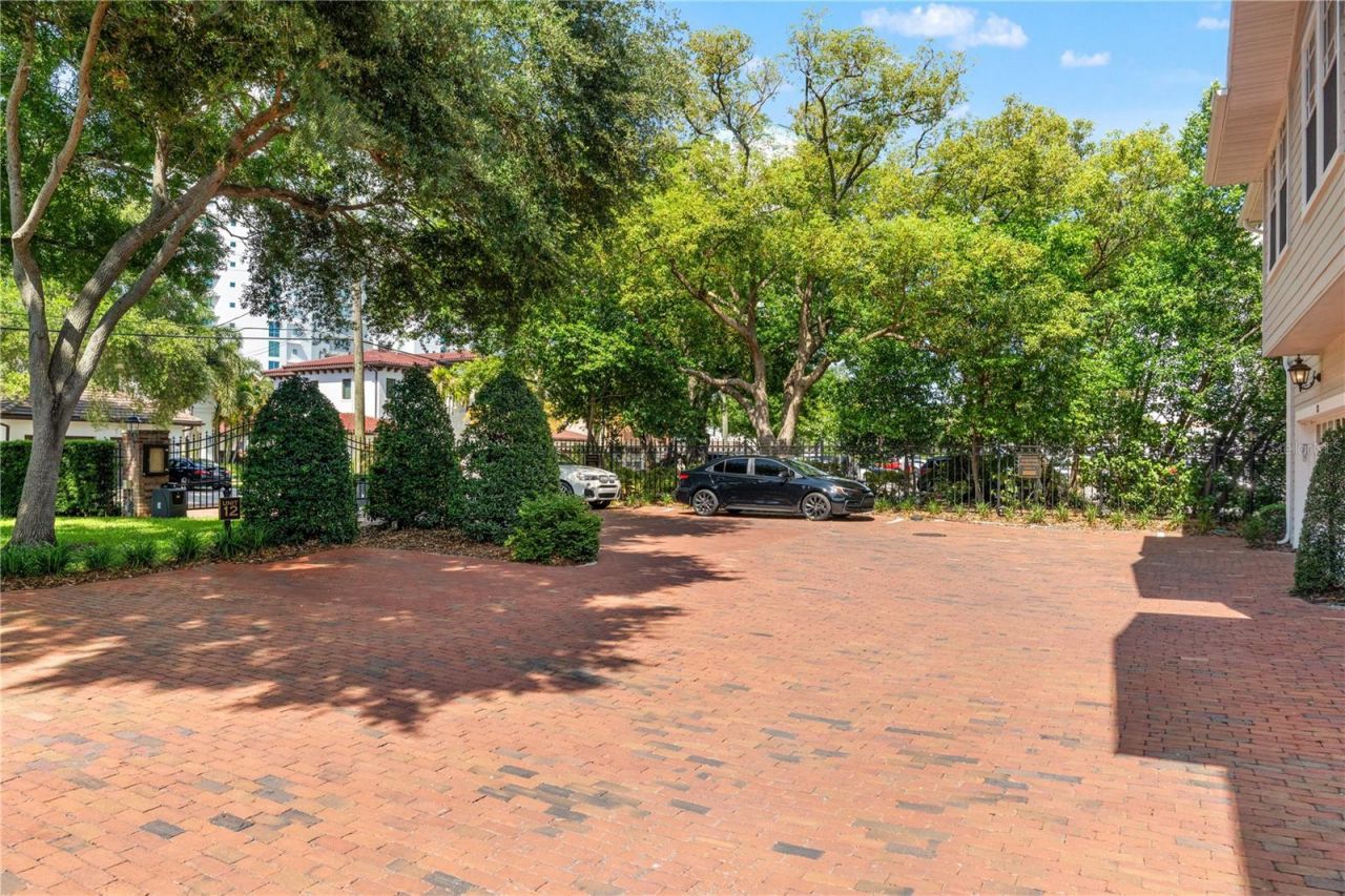 2920 W El Prado Boulevard, Unit 7, Tampa, FL 33629 Photo