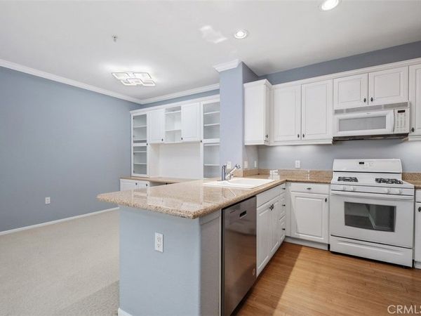 3241 Watermarke, Irvine, CA 92612