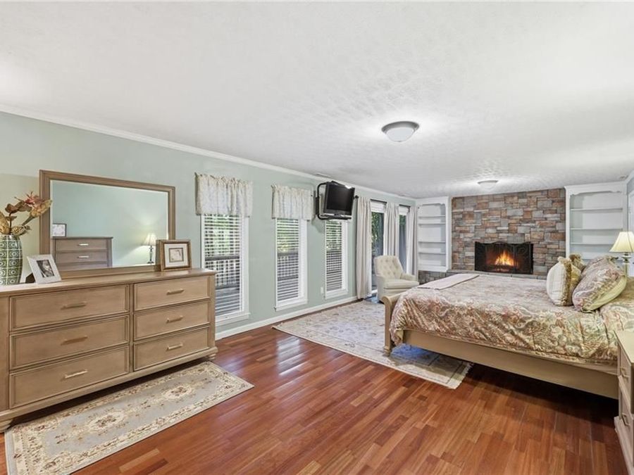 Property Image 36