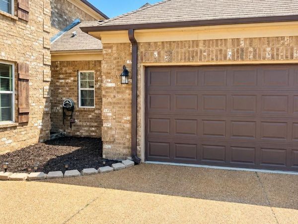 1436 N Arbor Lake Drive, Horn Lake, MS 38637