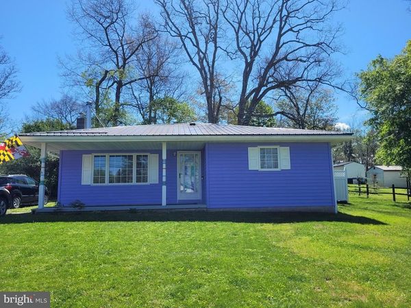 512 ROANOKE AVENUE, OAKLAND, MD 21550