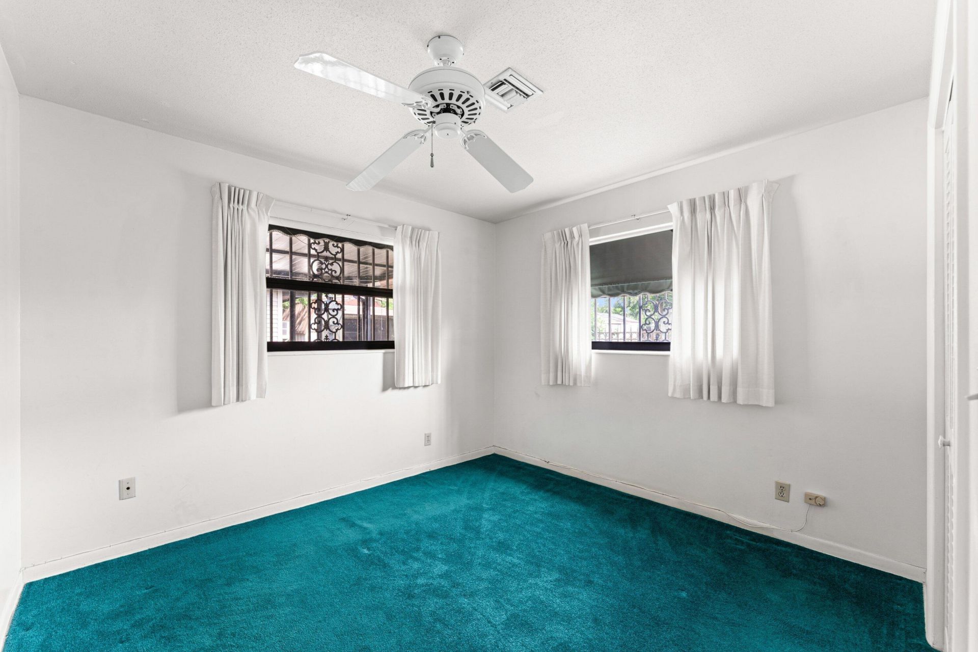 2118 W Palma Circle, West Palm Beach, FL 33415 Photo