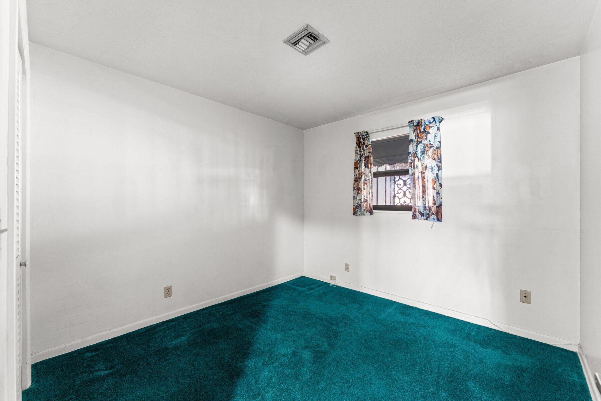 2118 W Palma Circle, West Palm Beach, FL 33415 Photo