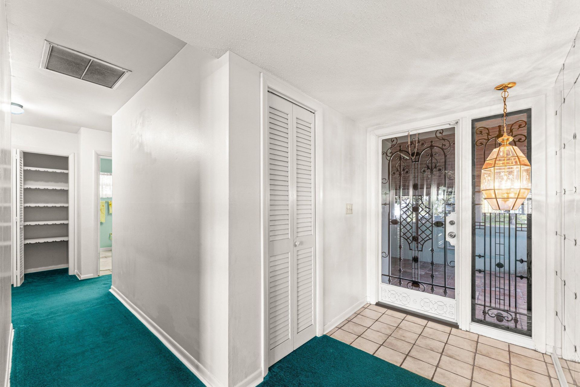2118 W Palma Circle, West Palm Beach, FL 33415 Photo