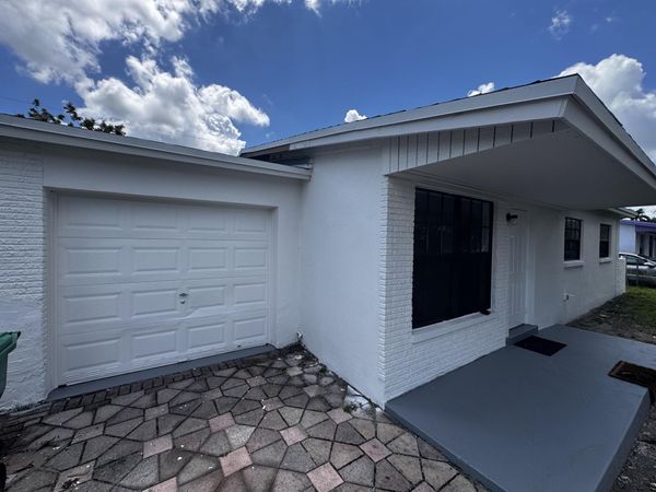 1820 NW 35th Avenue, Lauderhill, FL 33311