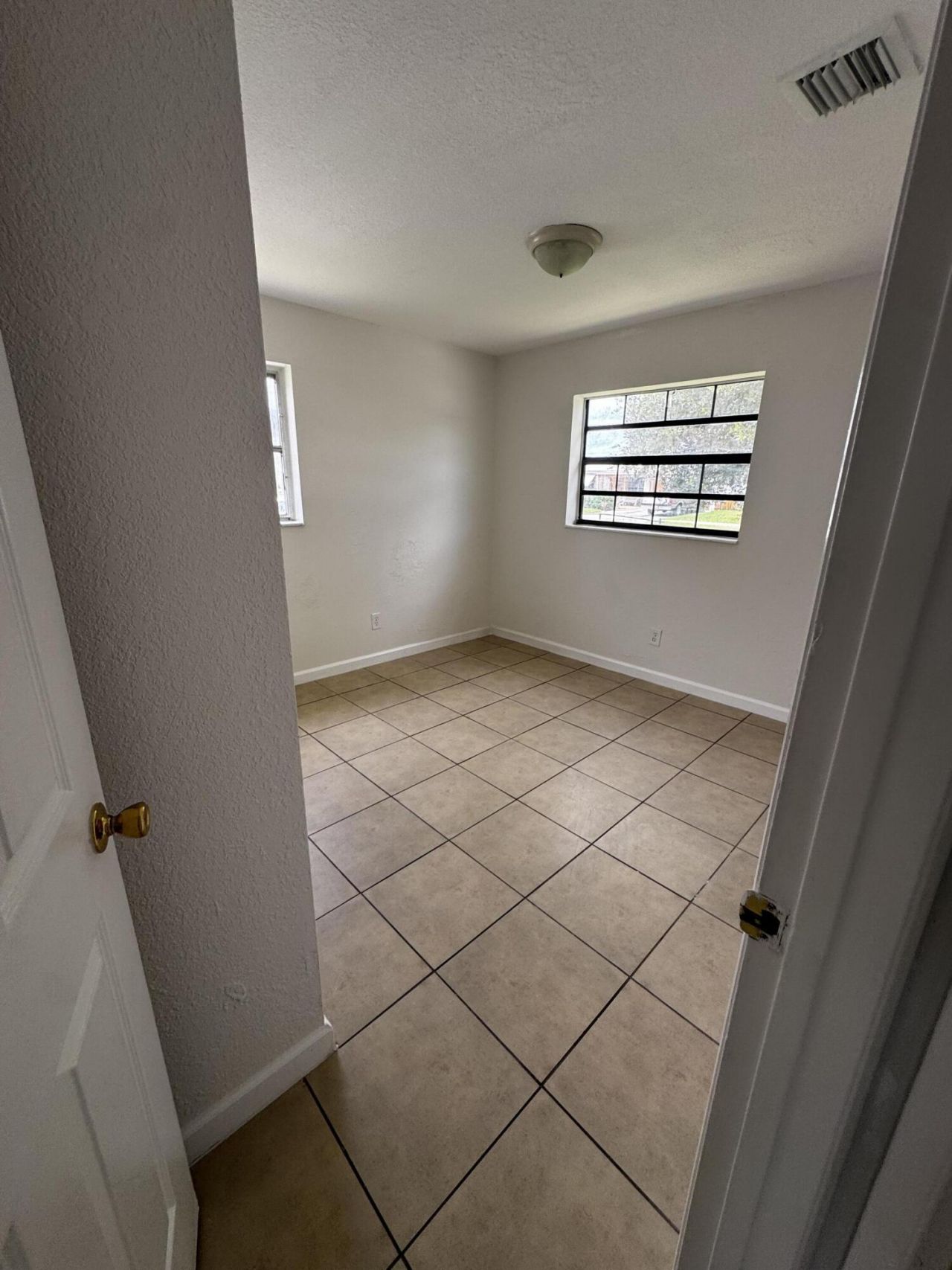 1820 NW 35th Avenue, Lauderhill, FL 33311 Photo