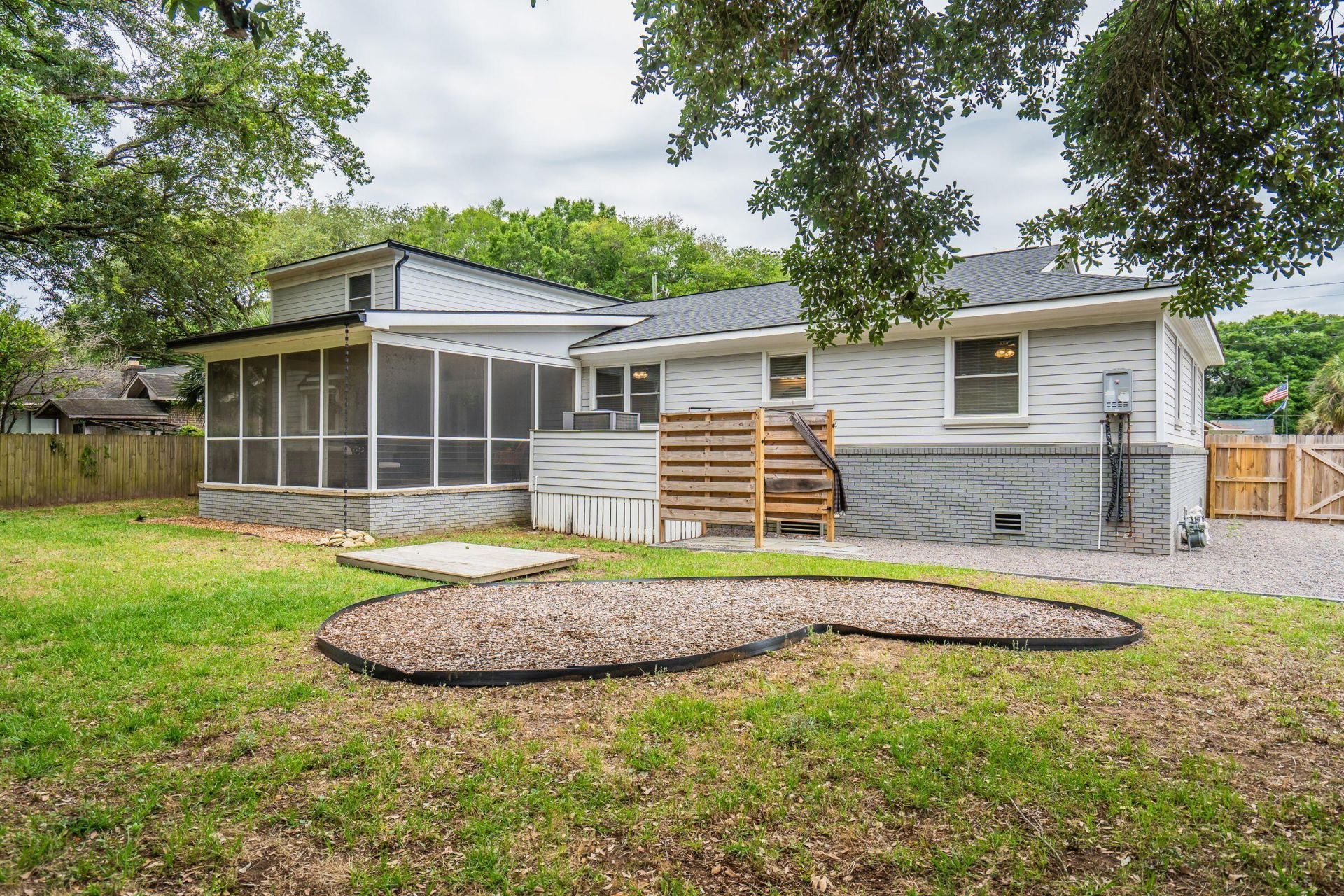 1004 Point Of Light Lane Photo 65