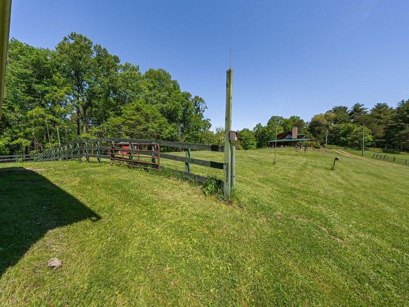 10375 Frasure Helber Road, Logan, OH 43138 Photo 110