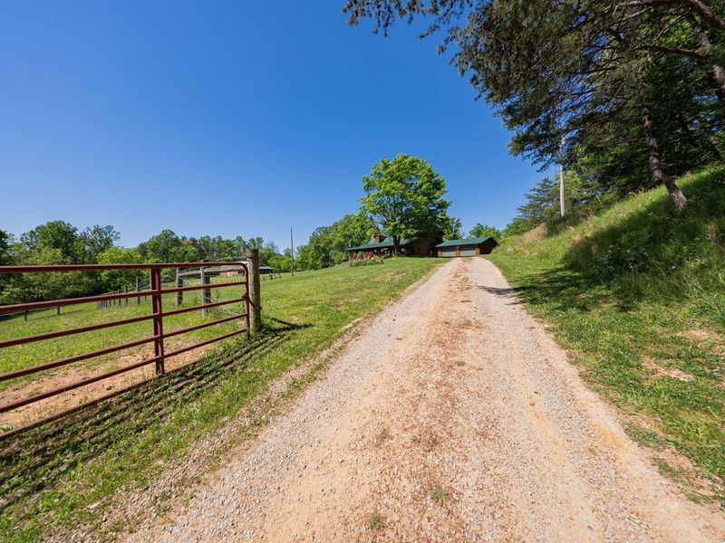 10375 Frasure Helber Road, Logan, OH 43138 Photo 72