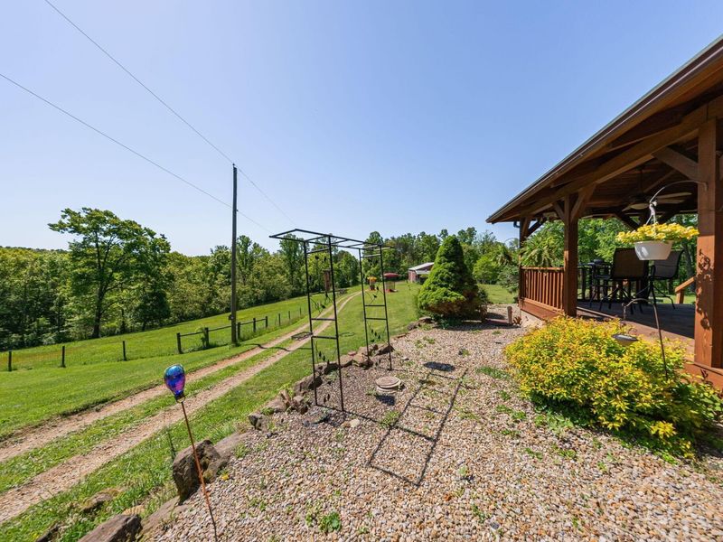 10375 Frasure Helber Road, Logan, OH 43138 Photo 98